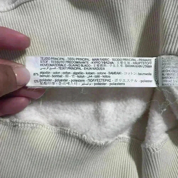 Beautiful and Warm Zara Sweatshirt Size M - Picture 4 of 6